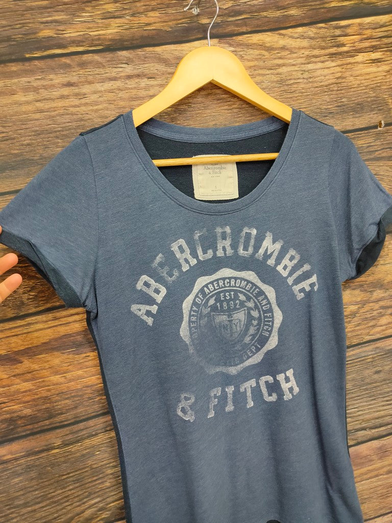 Abercrombie & Fitch Blue Spellout Logo Graphic T-Shirt Women's Size S Y2K