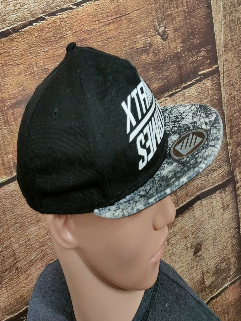 H&m xtrmes snapback cap hat black white splatter visor boys 8-14y+