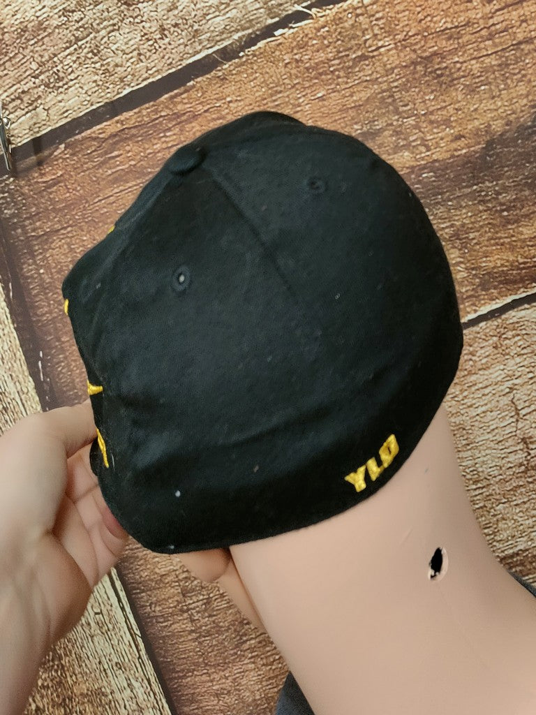 Flexfit 210 Statue of Liberty Bandana Cap Hat Black Yellow Embroidery 6 7/8 - 7 1/4
