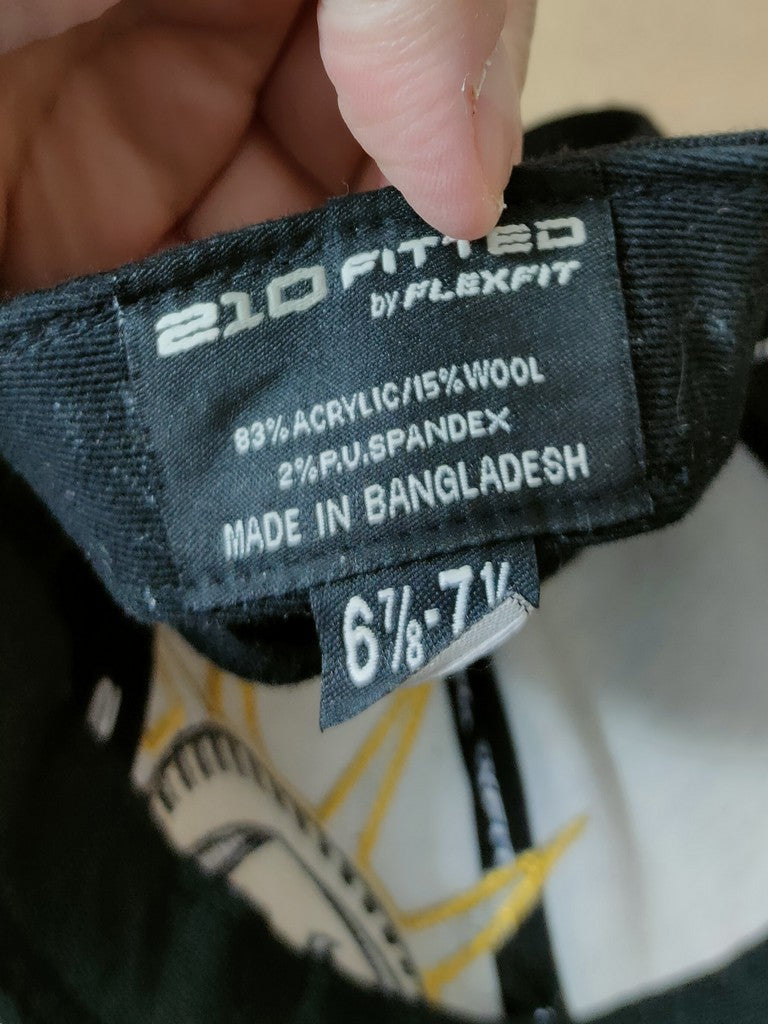 Flexfit 210 Statue of Liberty Bandana Cap Hat Black Yellow Embroidery 6 7/8 - 7 1/4