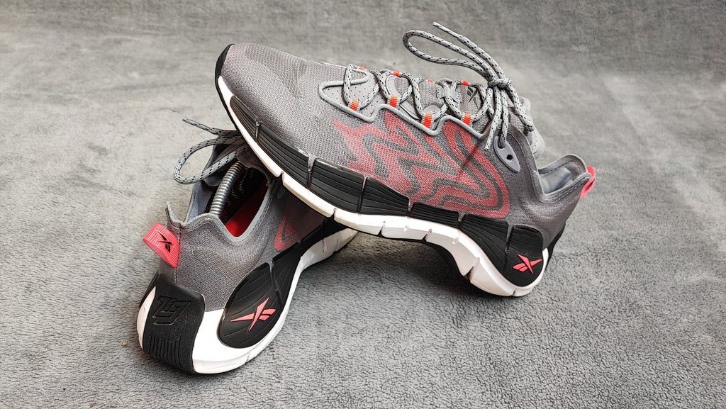 Vintage Reebok Zig Kinetica Grey Red Athletic Trainers Shoes Men Size UK 8 EU 42