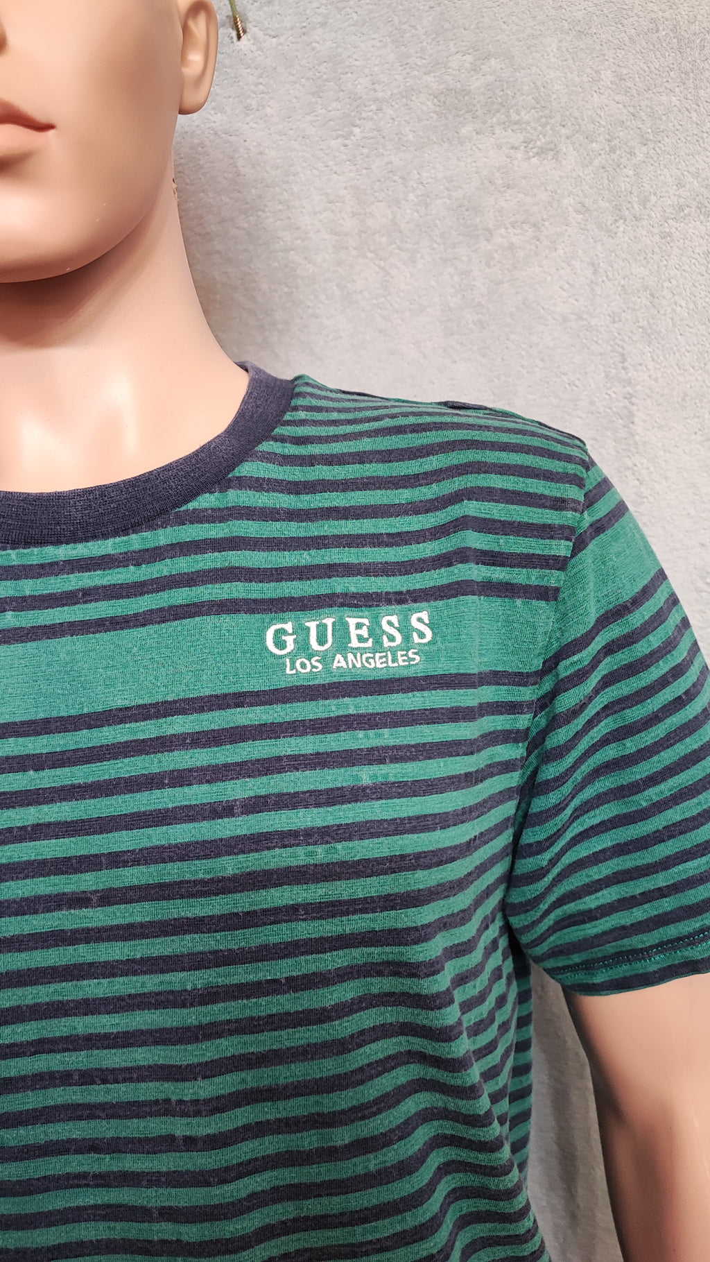 GUESS Originals Striped T-Shirt Green Navy Blue Mens Medium Retro Skater Tee
