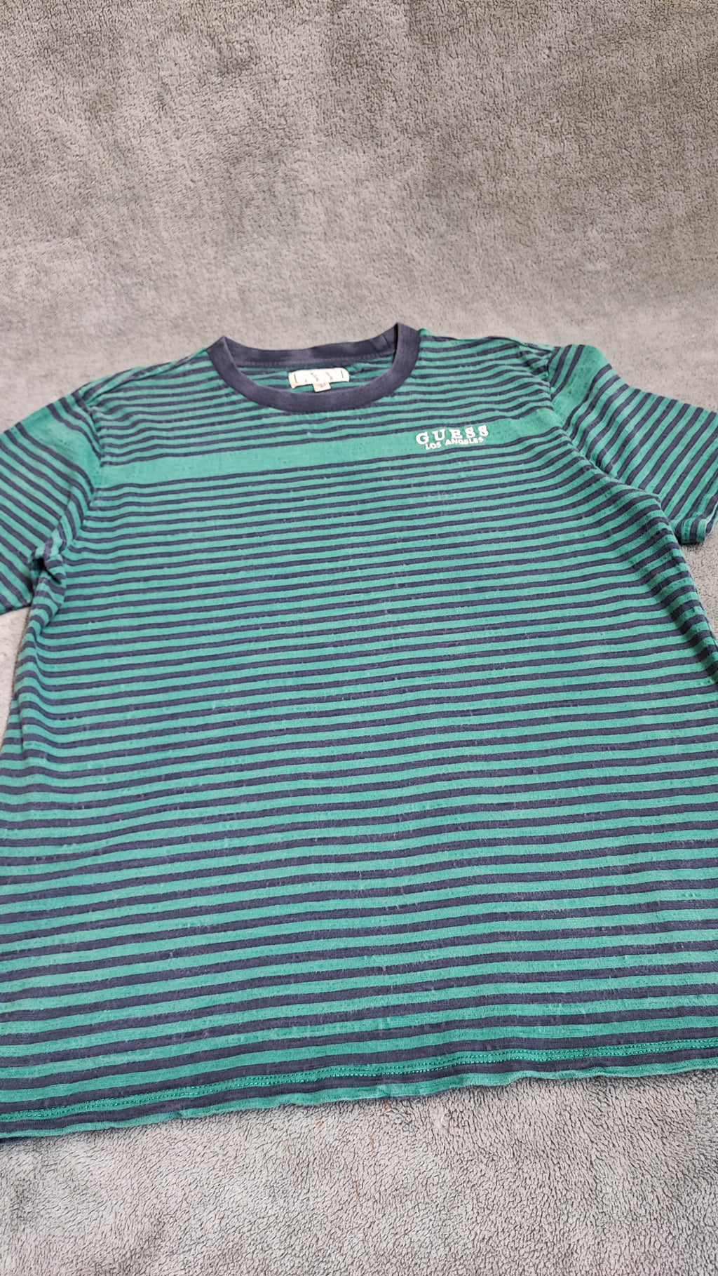 GUESS Originals Striped T-Shirt Green Navy Blue Mens Medium Retro Skater Tee