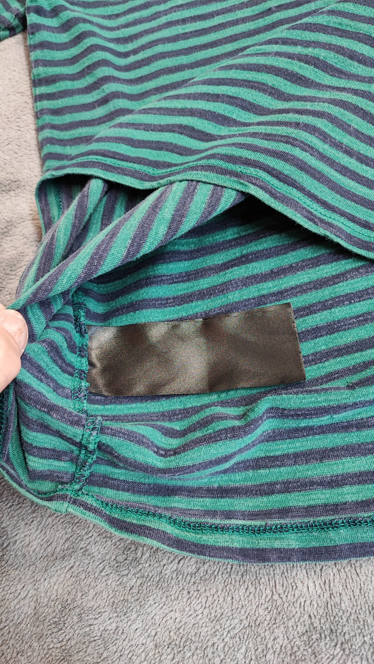 GUESS Originals Striped T-Shirt Green Navy Blue Mens Medium Retro Skater Tee