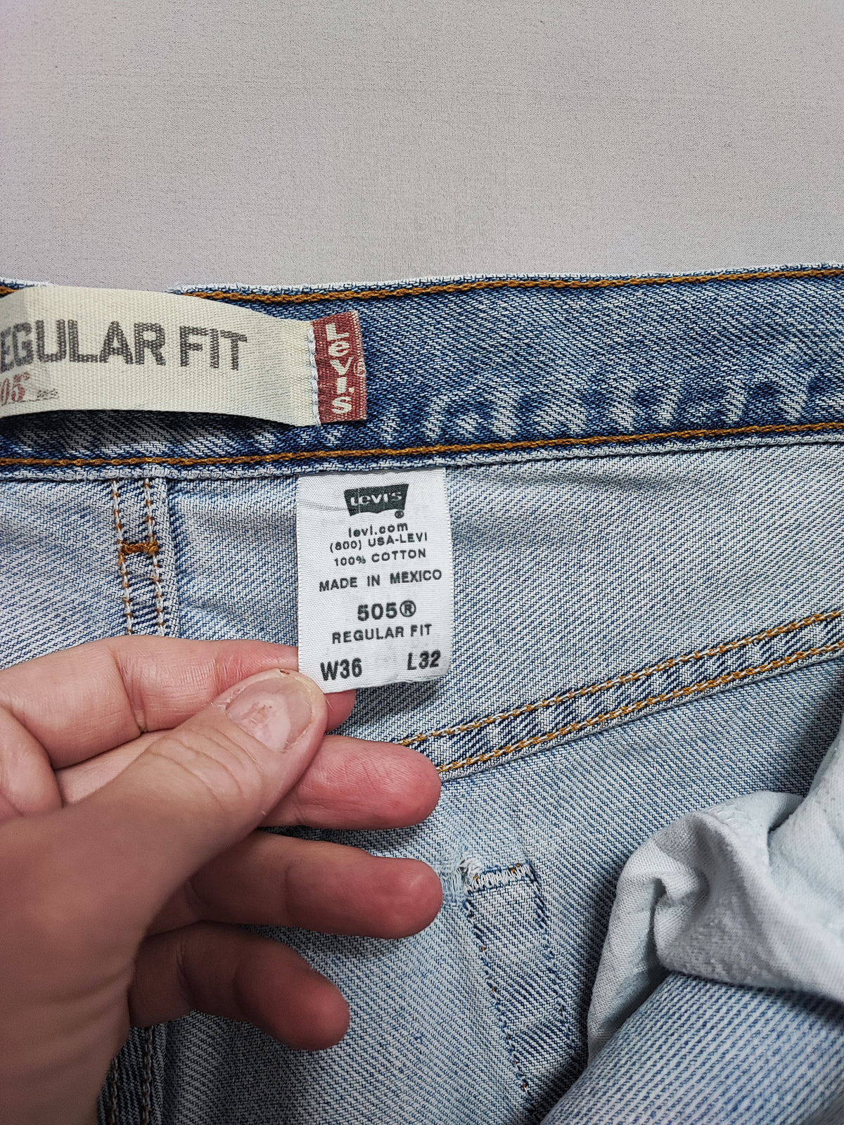 Vintage Levi's 505 Regular Fit Jeans Faded Blue Grunge Skater Men's W34 L31
