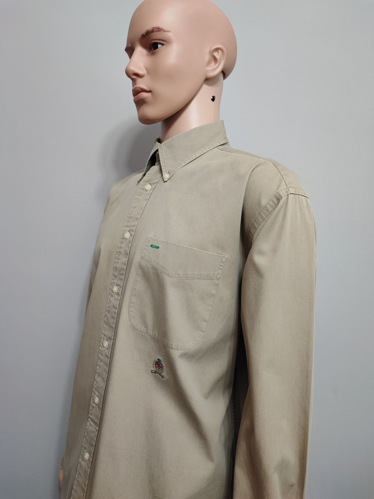 Vintage Tommy Hilfiger Plain Long Sleeve Button Down Shirt Tan Men Size XL