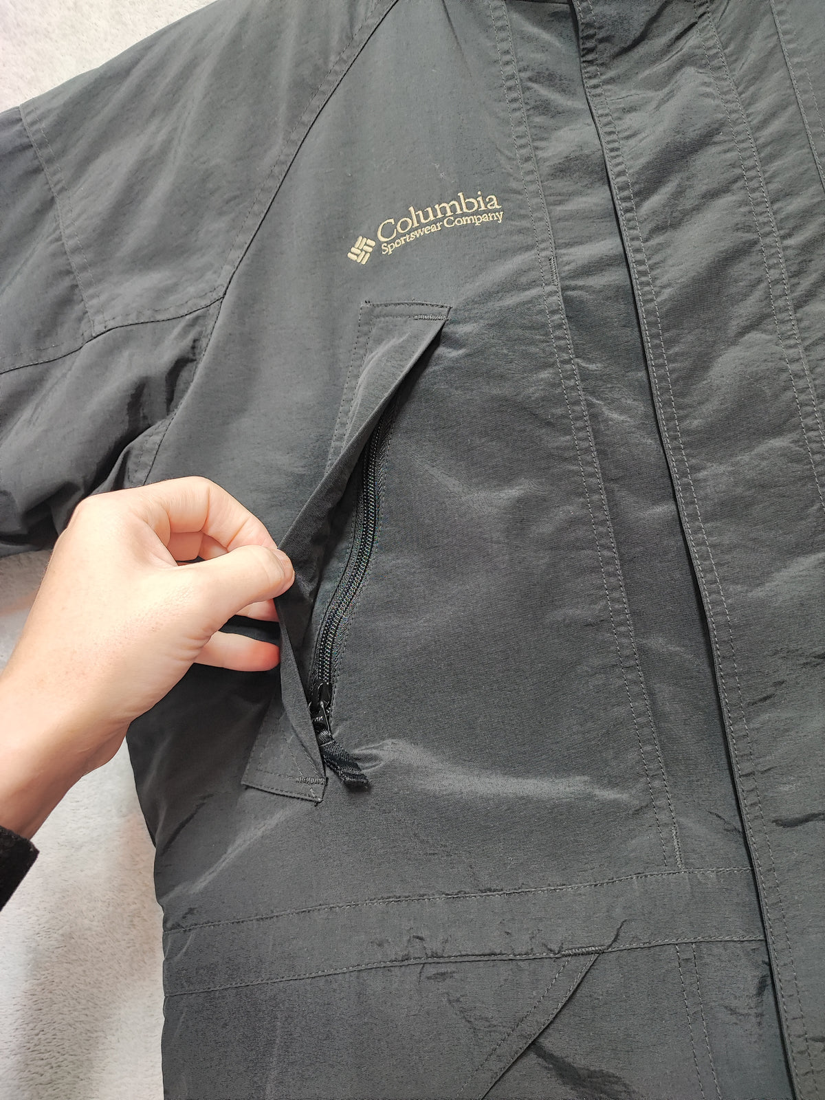Vintage Columbia Plain Faded Black Radial Sleeve Technical Shell Jacket Men Large