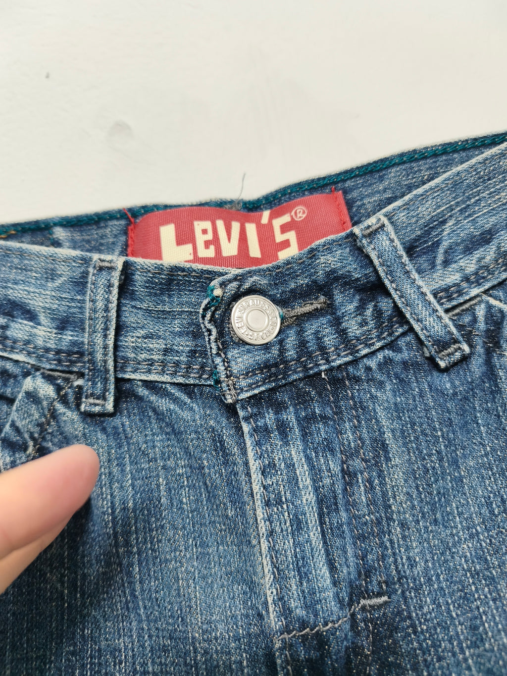 Vintage Levi's Kids Blue Denim Utility Jorts Shorts 90s Skater Retro Age 8 W24